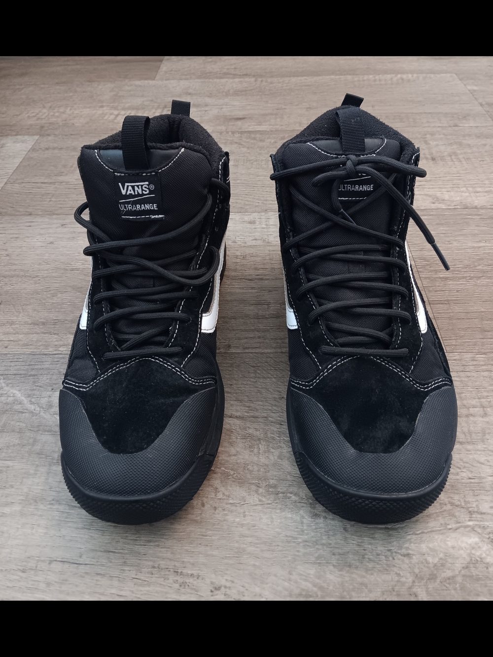 Vans UltraRange EXO Hi MTE 1 Shoes Black White Men's Size 9.5